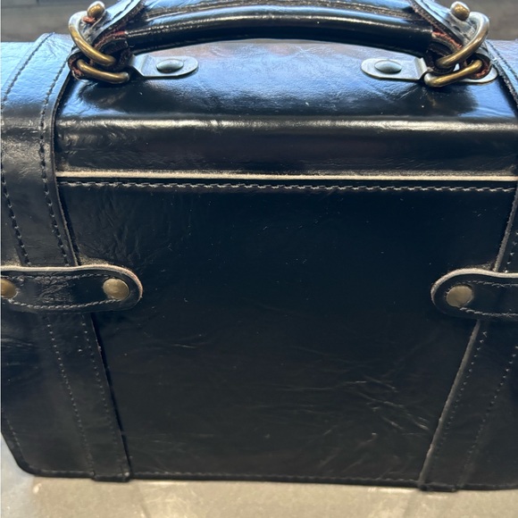 Vintage box bag. Black. Great condition. - Picture 2 of 8